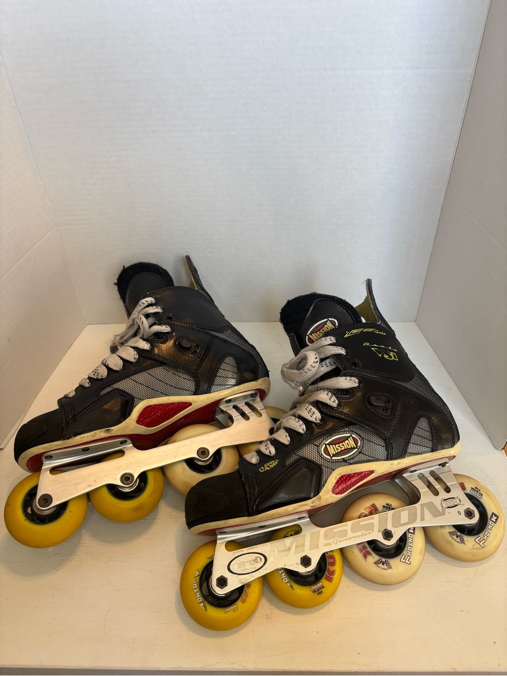 Mission Proto VSi Generator Inline Hockey Roller Skates Size 8D Hi-Lo Chassis